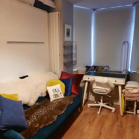 Double With Shared Bathroom Privat bolig